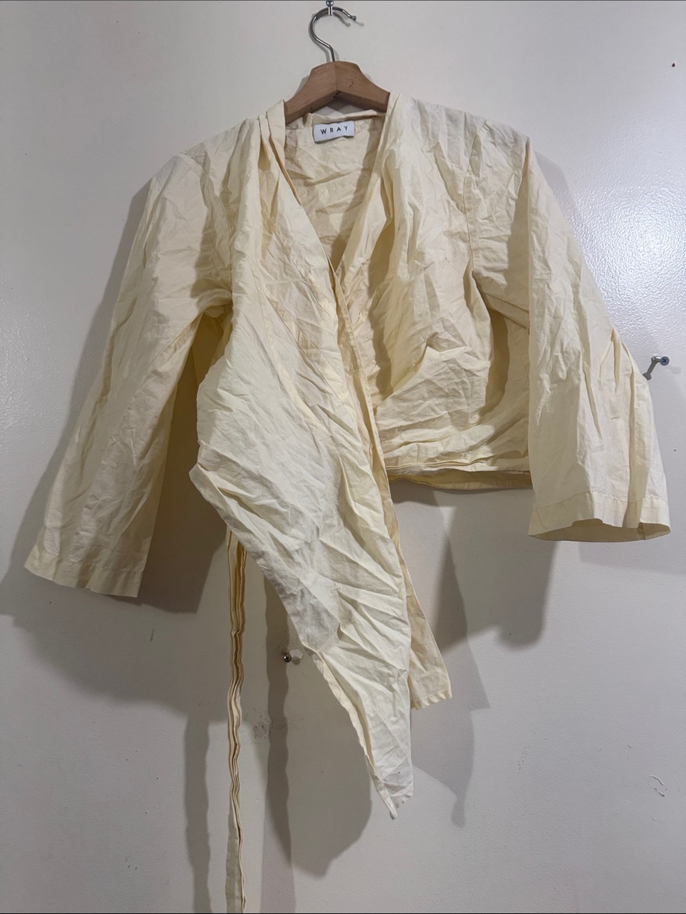 WRAY Cream Tie-Waist Wrap Robe Jacket - Lightweight Lounge Cover-Up